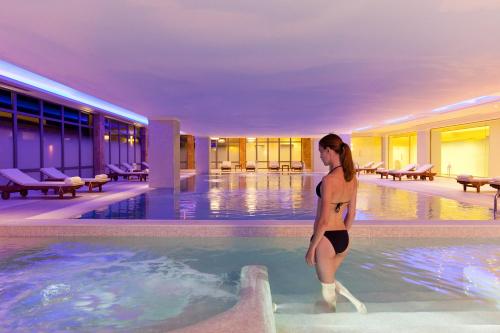 Boutique 5 Hotel & Spa - Adults Only - image 8