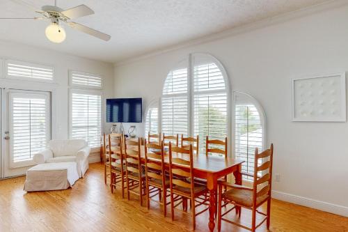 Calypso Cottage - Sunrise Beach Subdivision - image 6