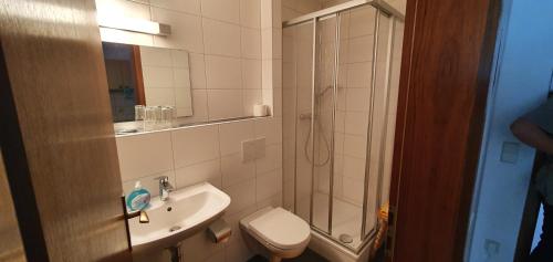 Gasthaus Mösle Room Type - Quadruple Room with Private Bathroom
