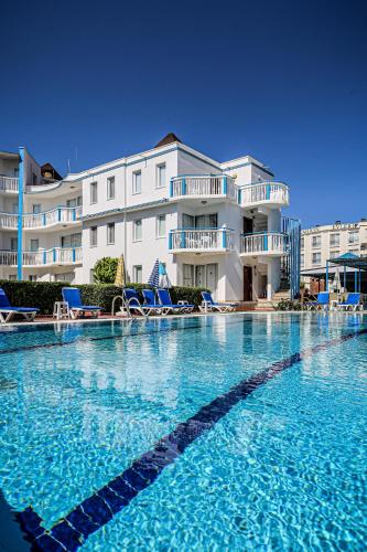 Sunset Village - image 12
