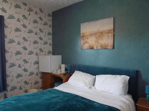 The Chequers - image 7