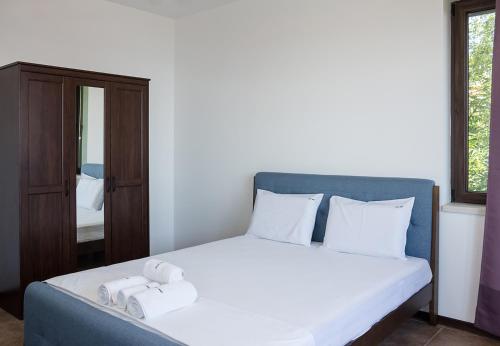 Tailor's House at Black Sea Rama Golf Resort - 4-BDR, Garden and Parking