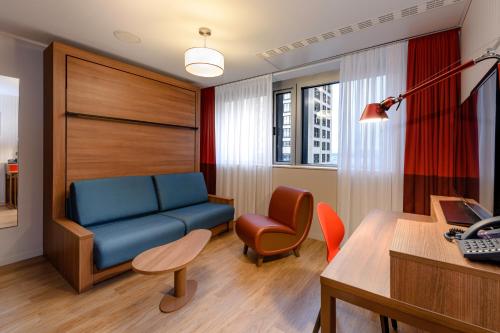 Aparthotel Adagio Frankfurt City Messe - image 9