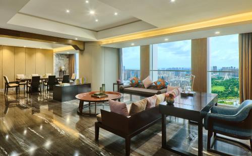 Crowne Plaza Nanning City Center, an IHG Hotel