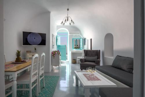 Cave Agapi - image 13