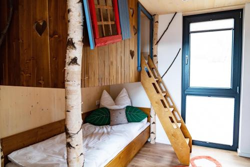 Two-Bedroom House- Thueringer Wald