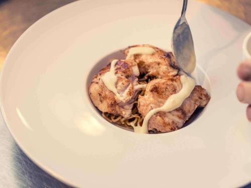 Mercure Paris Massy Gare TGV - image 7