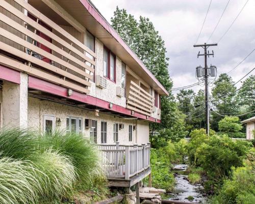 Econo Lodge in Clarks Summit, USA