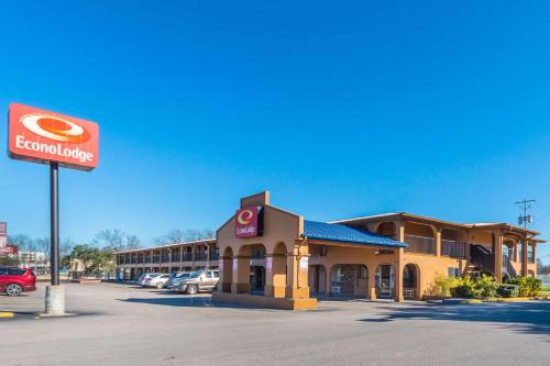 Econo Lodge San Marcos - image 2