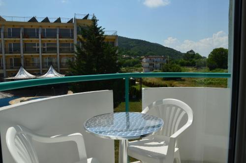 Sania – Obzor, WY