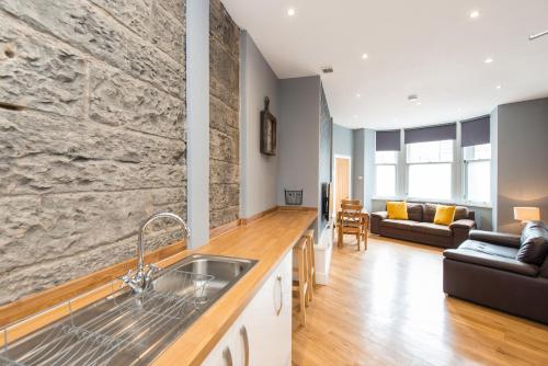 Castle apt, modern, CENTRAL, Edinburgh (Foto 8)