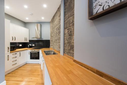 Castle apt, modern, CENTRAL, Edinburgh (Foto 9)