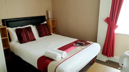 Hilbre Hotel - image 7