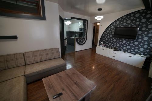Edo Apartment