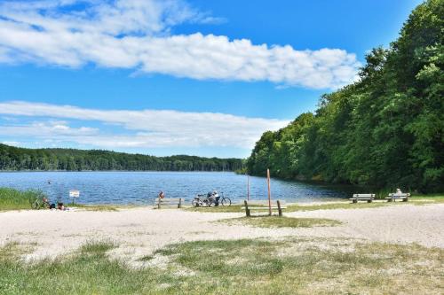 Sonnenpark 12 534m von Korswandt entfernt