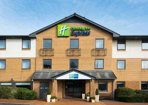 Holiday Inn Express Swansea East, an IHG Hotel