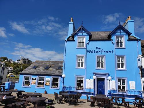 The Waterfront Seafront hotel and Bistro