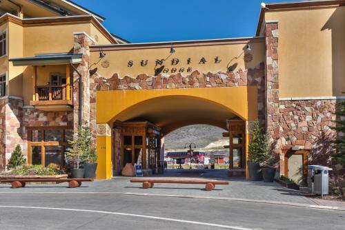 Sundial Lodge 2 Bedroom by Canyons Village Rentals - image 7