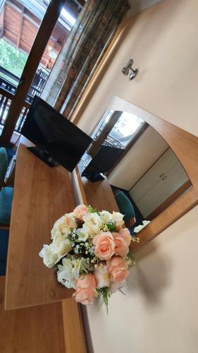 Triple Room with Balcony image 5