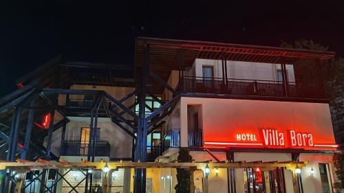 Hotel Villa Bora – Sunny Beach, WY