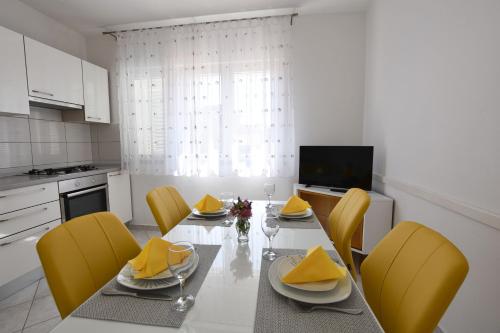 Apartments Kure - image 10