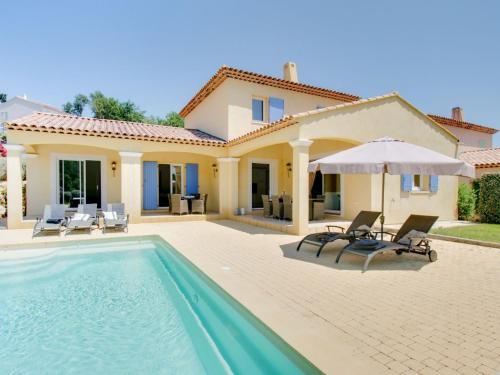 Luxurious Holiday Home in Le Plan de la Tour with Pool gîte à louer Le Plan-de-la-Tour