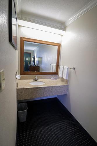 King Room - Disability Access