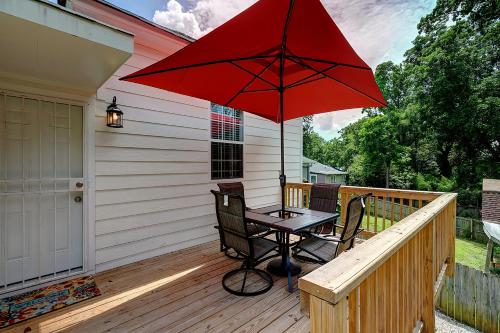 Facilities, Atlanta Luxury Vacation Home by Downtown & Airport in Other