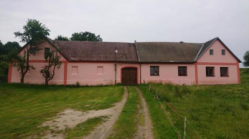 . Ubytování na farmě v Novohradských horách