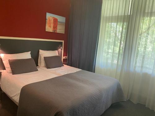 Fletcher Strandhotel Renesse - image 2