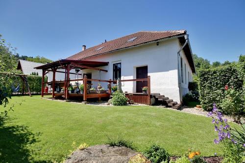 Holiday Home Kvitek