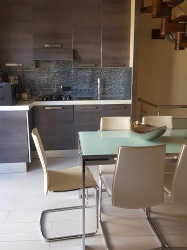  Appartamento moderno, Unterkunft in Le Castella
