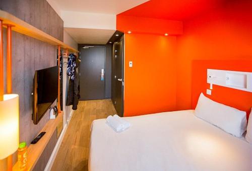 ibis budget Beauvais Aeroport