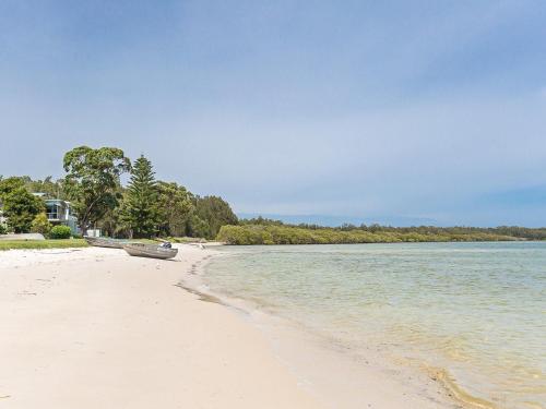 Beach, Casa Martins Absolute Waterfront House in Salamander Bay