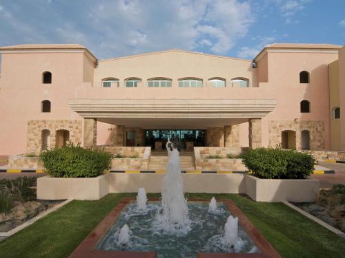 Mövenpick Hotel & Resort Al Bida\'a