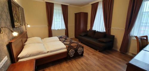 Double or Twin Room with Extra Bed