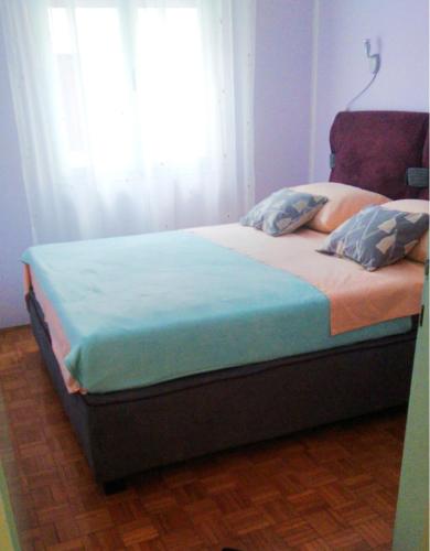 One-Bedroom Apartment image 10