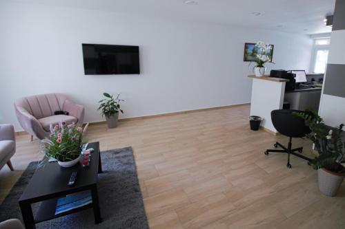 Szitakötő Panzió - image 9