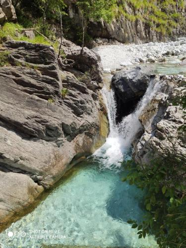 Incantevole casa sul fiume, Relax e Natura ai piedi della Alpi Apuane