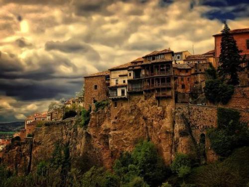 Bohemian house in Cuencas old town Cuenca