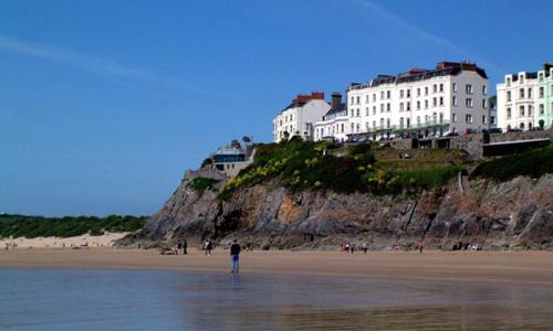 Carnock Tenby