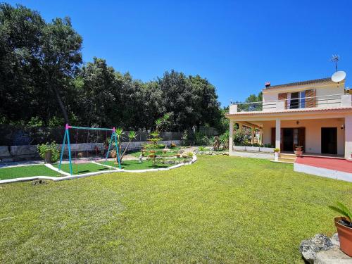 Villa Divuit Pins Villa Divuit Pins
