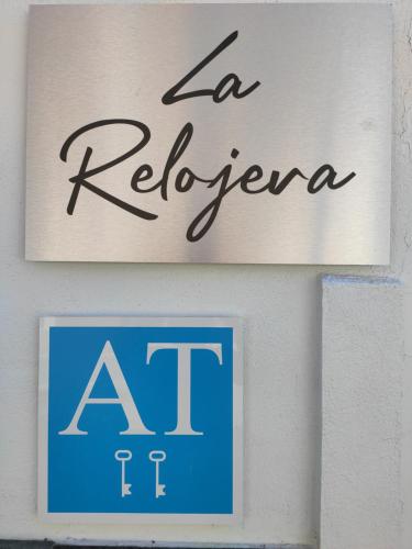 Apartamentos La Relojera 2