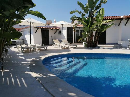 Villa 15 very cozy on Oura beach Albufeira - image 6