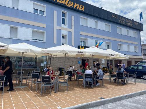 Indgang, Pension Viella Asturias in Pola de Siero