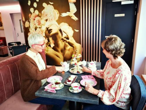 Hotel Cardiff - image 10