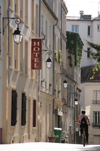 Hôtel du Roussillon - Hôtel - Paris