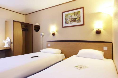 Campanile Hotel Cardiff - image 10