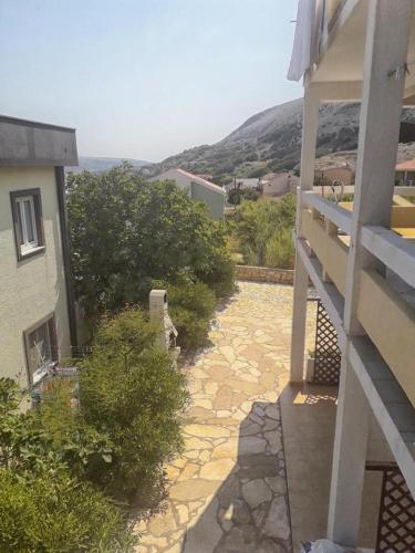 Apartments with a parking space Pag - 18325 - main image