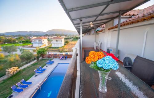  Brunswick Apartments - Pool & Beach in Laganas